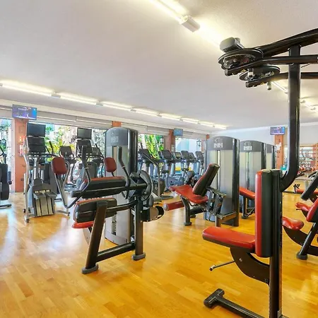 Apartment Sports And Sea 1 *