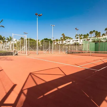 Апартаменти Sports And Sea 1 *